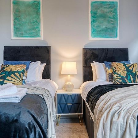Spacious Nottingham Abode - Sleeps 16 외부 사진