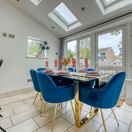 Spacious Nottingham Abode - Sleeps 16 외부 사진