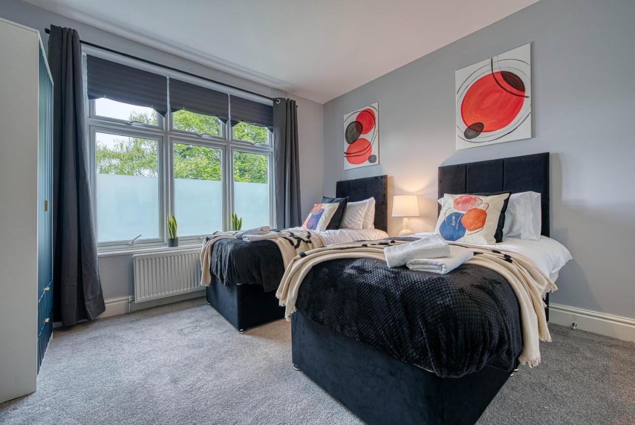 Spacious Nottingham Abode - Sleeps 16 외부 사진