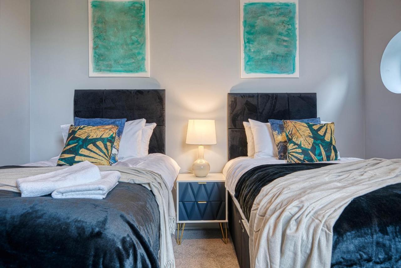 Spacious Nottingham Abode - Sleeps 16 외부 사진