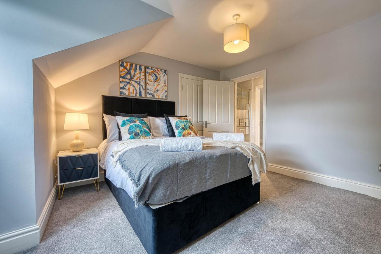 Spacious Nottingham Abode - Sleeps 16 외부 사진