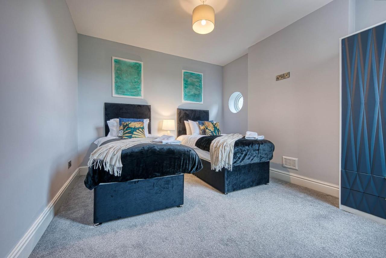 Spacious Nottingham Abode - Sleeps 16 외부 사진