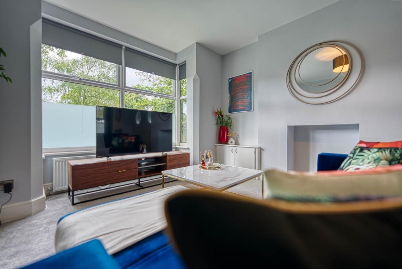 Spacious Nottingham Abode - Sleeps 16 외부 사진