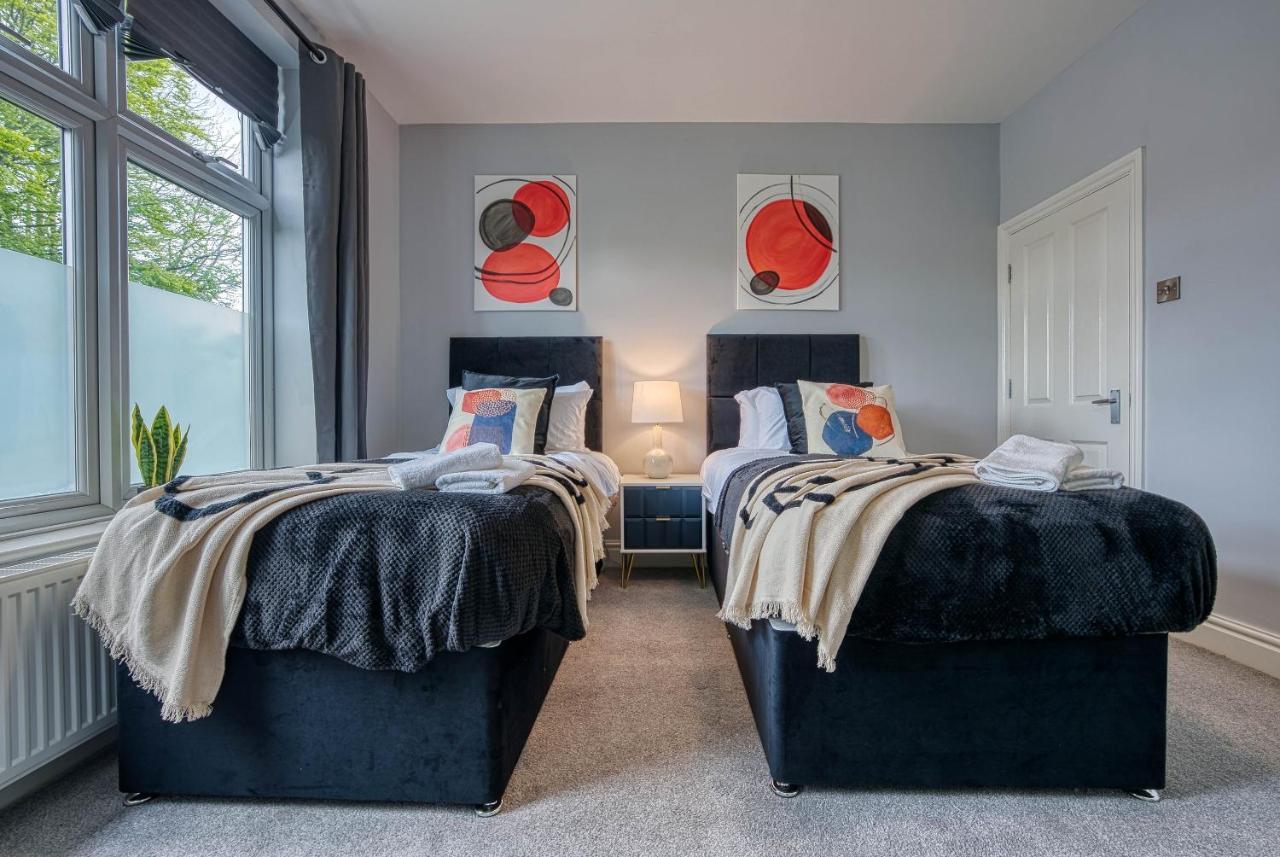 Spacious Nottingham Abode - Sleeps 16 외부 사진